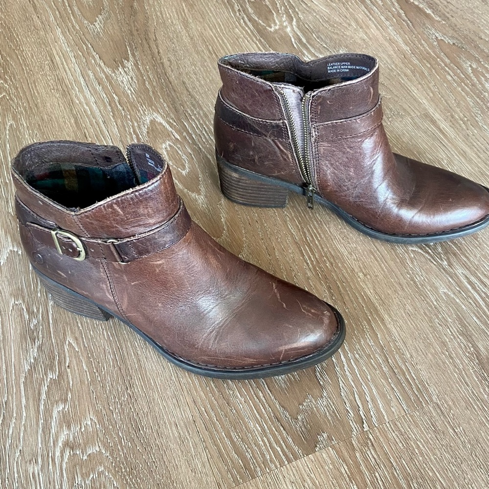 Born brown leather zip booties